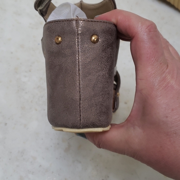 NWOT Wedge Shoes Size 39 (never been worn) - Picture 3 of 5